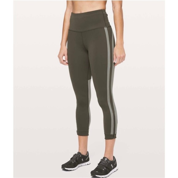 Lululemon Zip The Line Crop 23" Size 4 In Dark Olive/Grey Sage - Picture 1 of 12